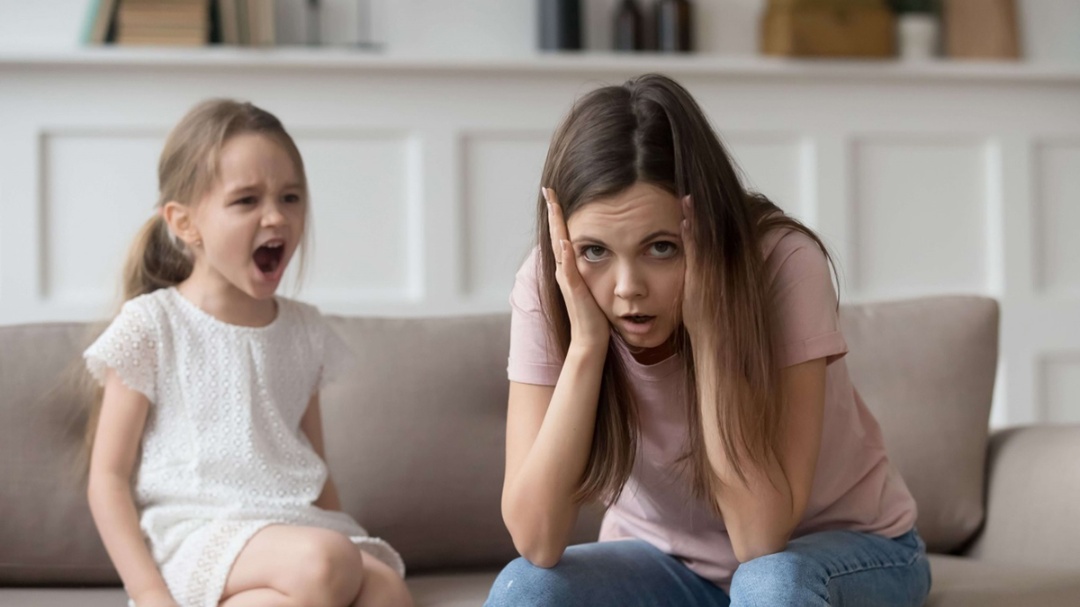 cach-day-tre-cham-noi-giam-chu-y-4