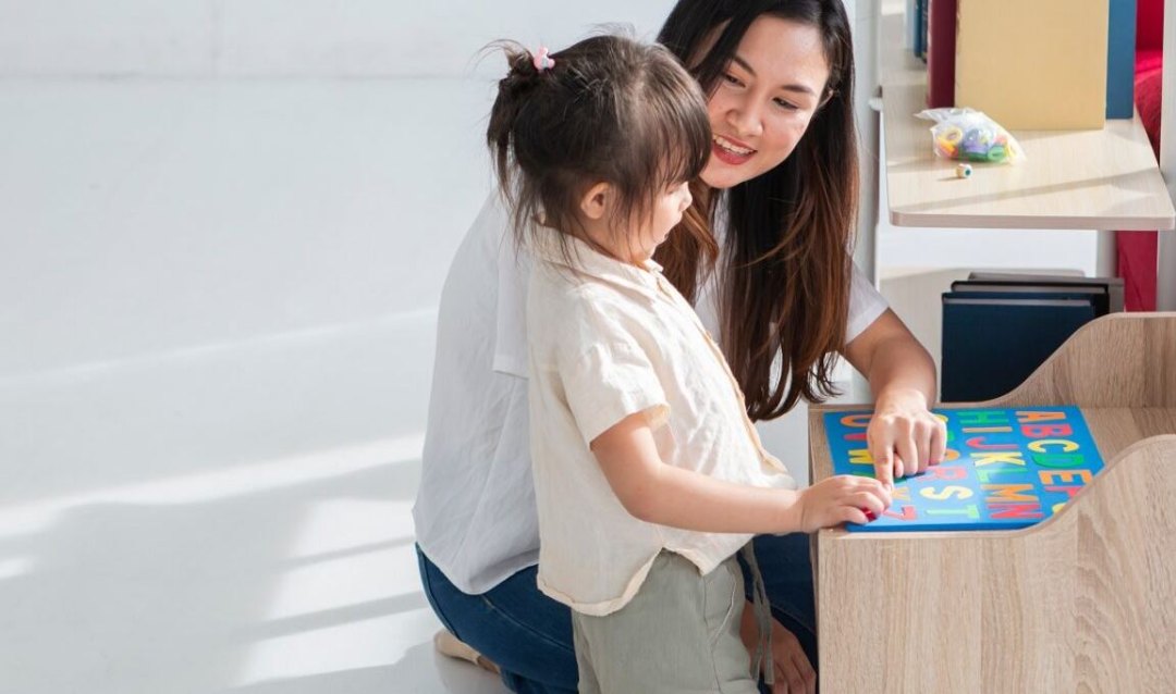 day-tieng-anh-cho-be-1-tuoi-2