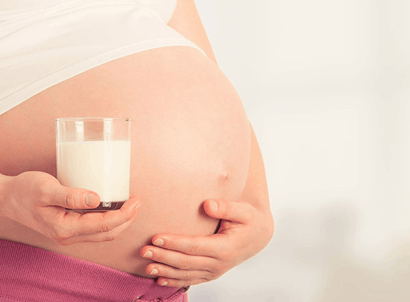 uong-sua-bau-bi-tieu-chay