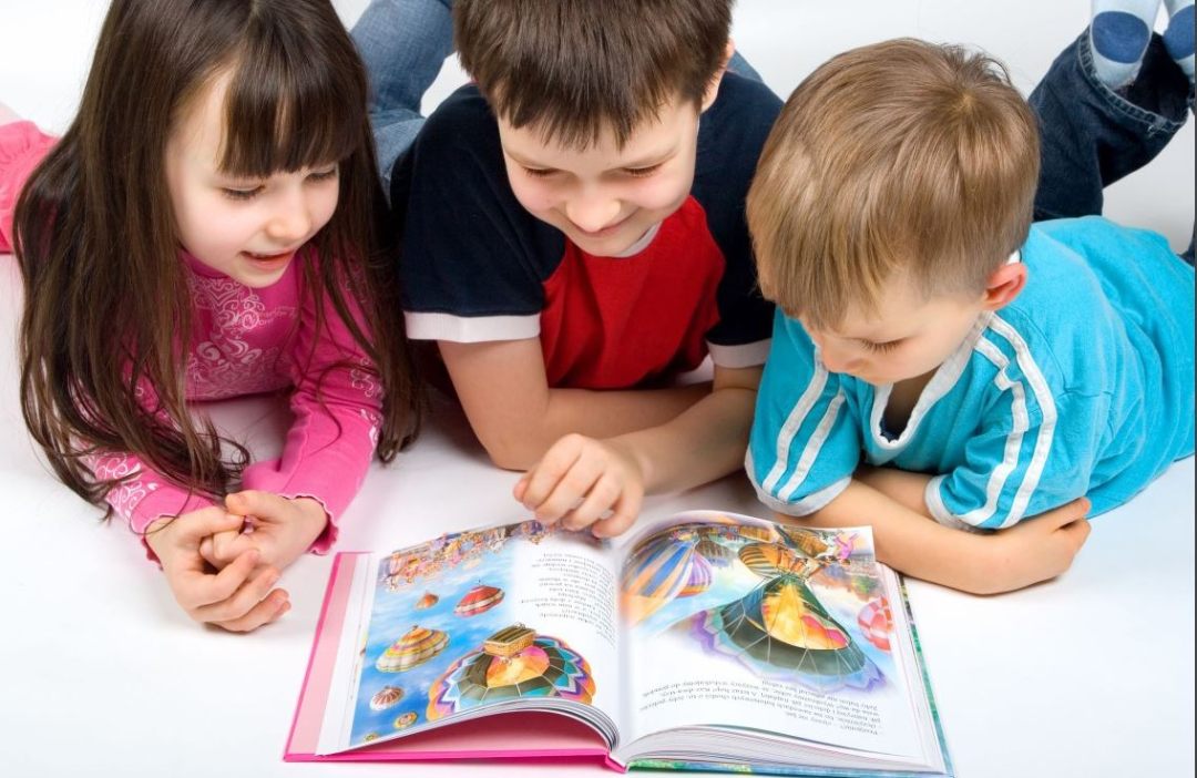 day-tieng-anh-cho-be-1-tuoi-1