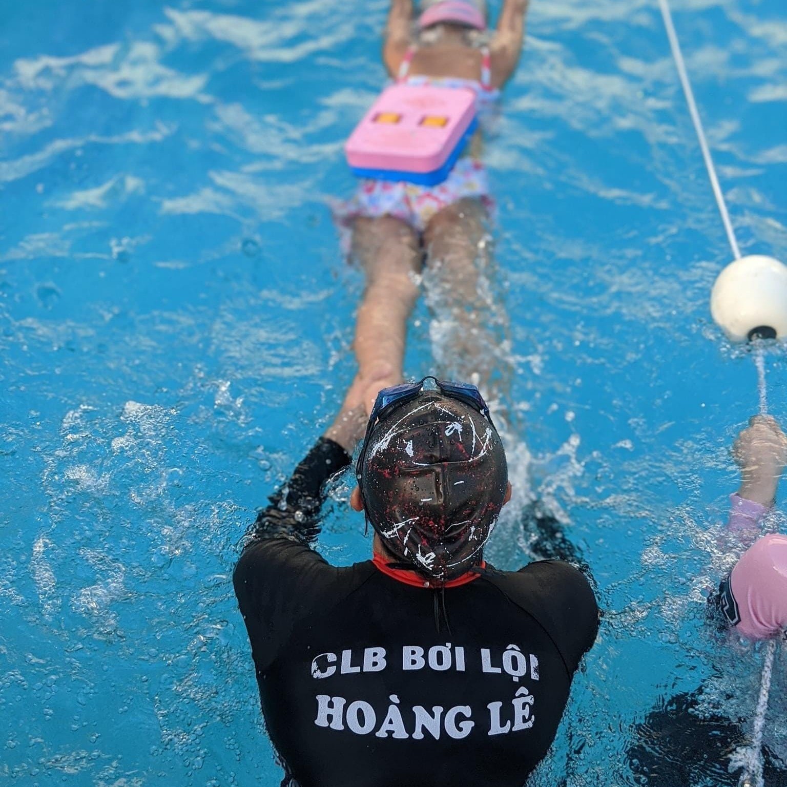 Câu lạc bộ bơi lội Hoàng Lê - Hải Châu