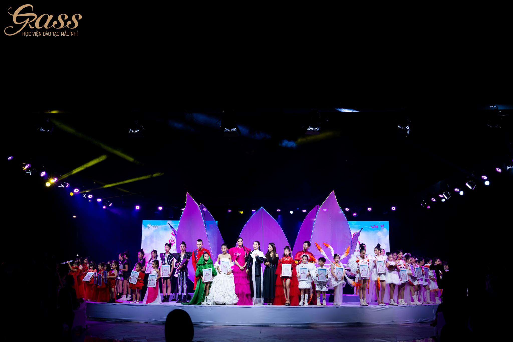 Học Viện Đào Tạo Mẫu Nhí Grass - Thành phố Vinh