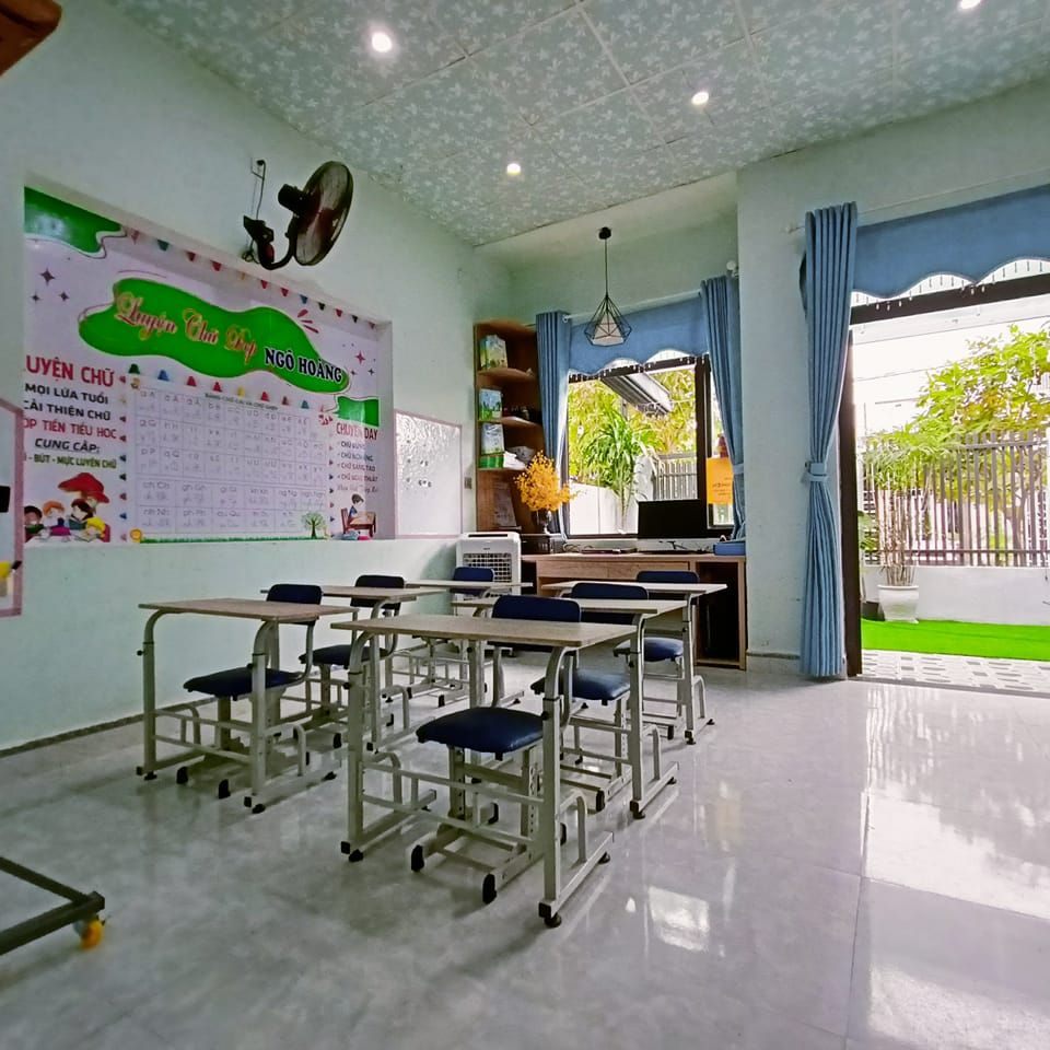 Lớp Luyện chữ đẹp Ngô Hoàng - Hòa Qúy