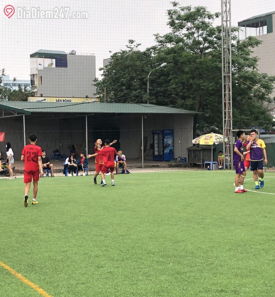 Trung tâm dạy bóng đá sân bóng Đầm Hồng 1 - Thanh Xuân