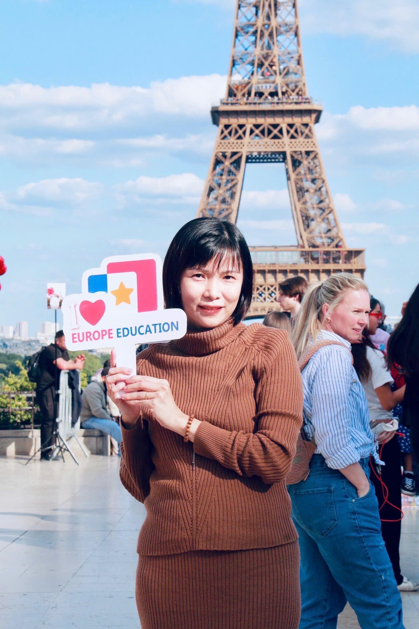 Trung tâm Du học tiếng Pháp Europe Education - Thanh Trì