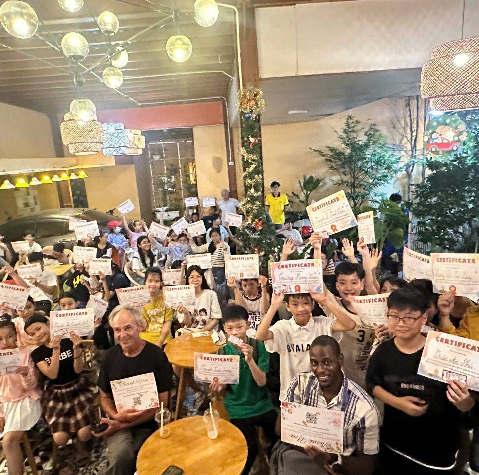 Trung tâm Ngoại ngữ Let's Shine - Trường An