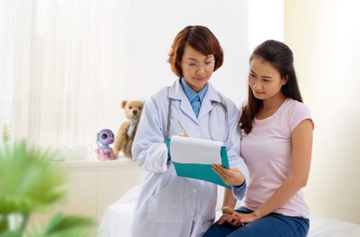 đi khám thai lần đầu khi nào?