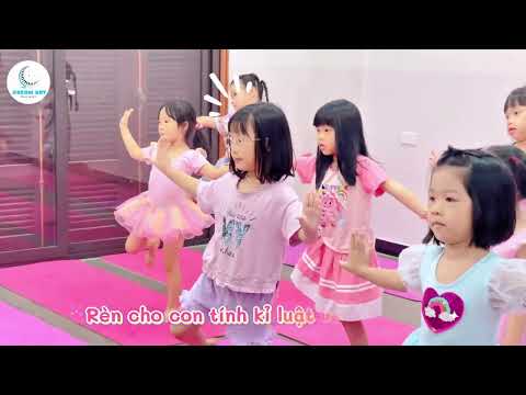 Lớp muá bé gái từ 3 đến 5 tuổi - TTNT Dream Art