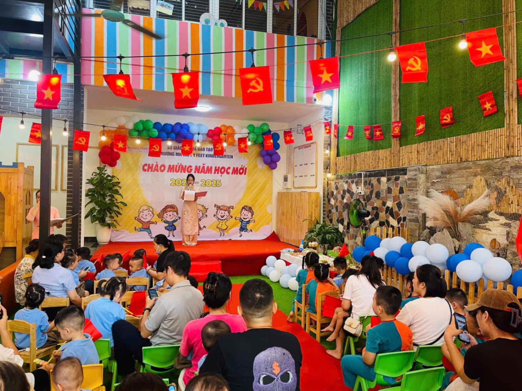 Trường Mầm Non Bước Chân Hạnh Phúc (Happy Feet Kindergartens) - Võng La, Đông Anh