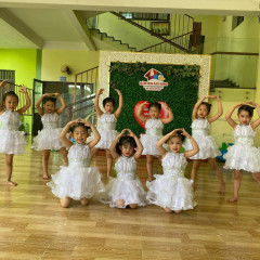 Trường Mầm non Sao Sáng Montessori - Giếng Đáy, Hạ Long