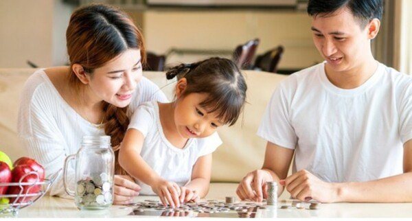 dạy con cách tiêu tiền