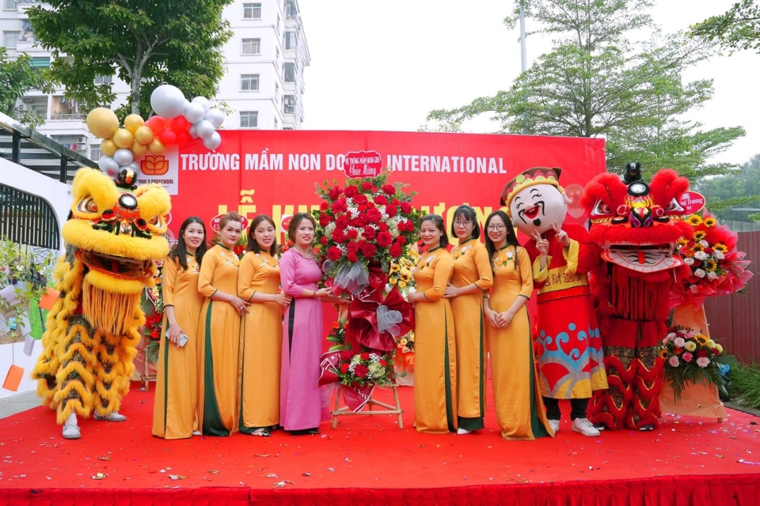 Đội ngũ giáo viên