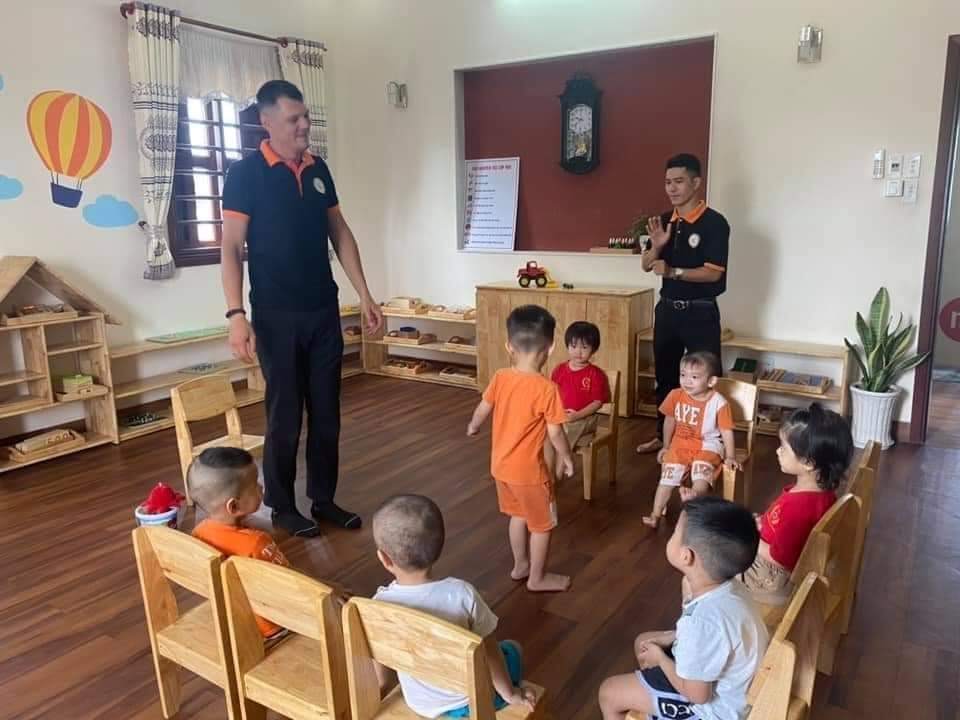 Đội ngũ giáo viên