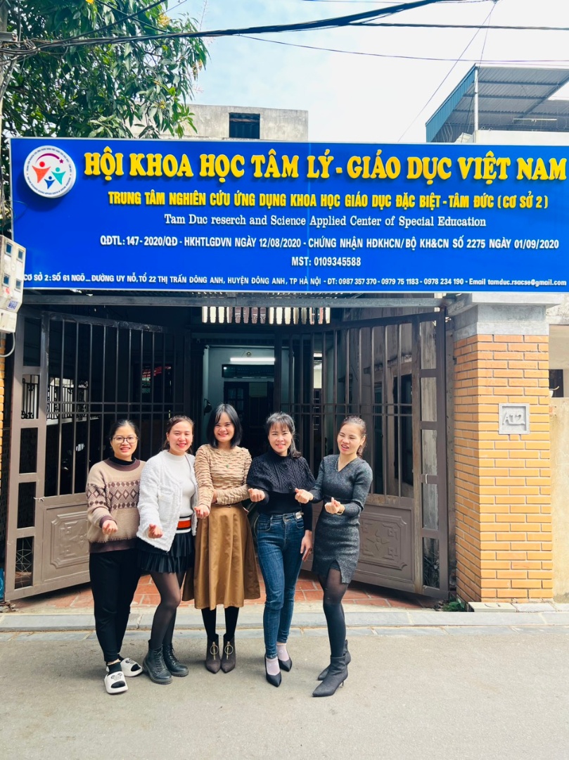 Đội ngũ giáo viên