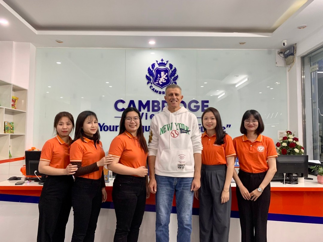 Đội ngũ giáo viên