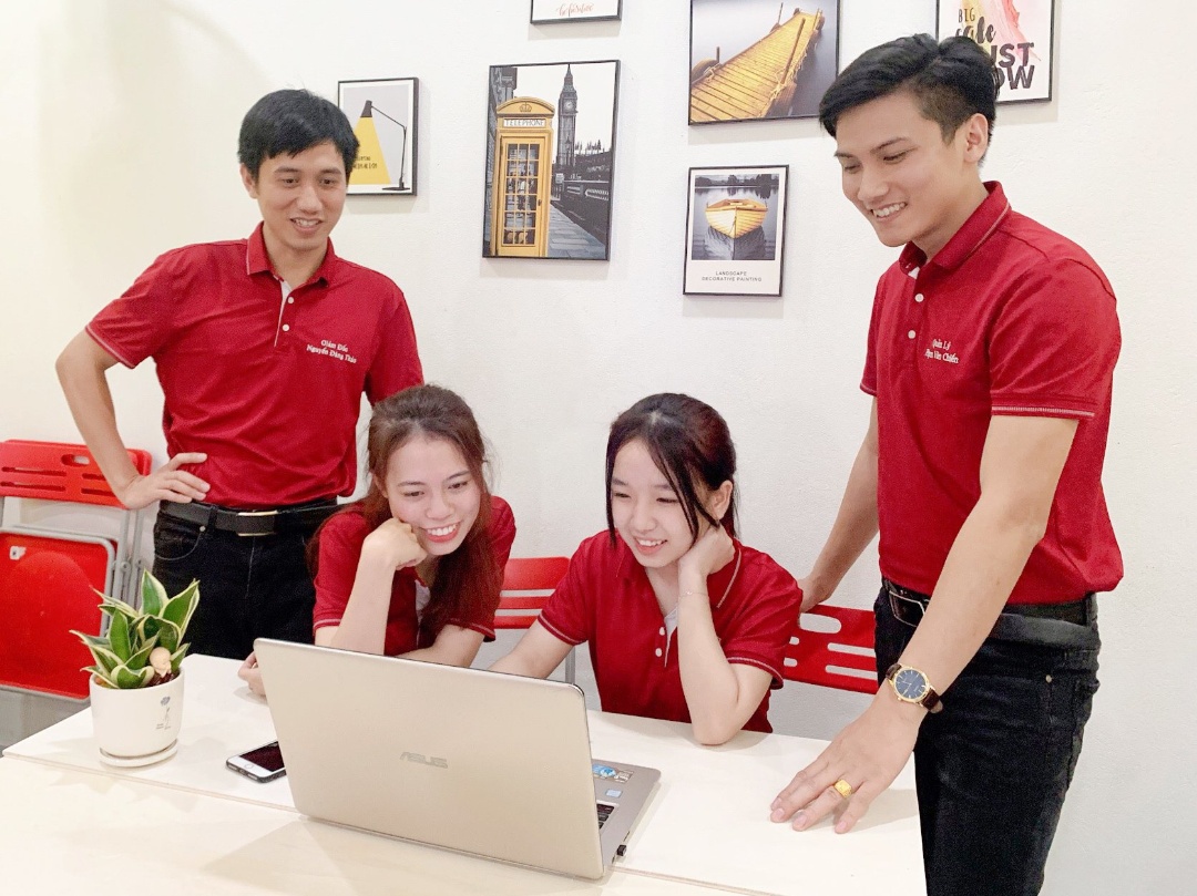 Đội ngũ giáo viên