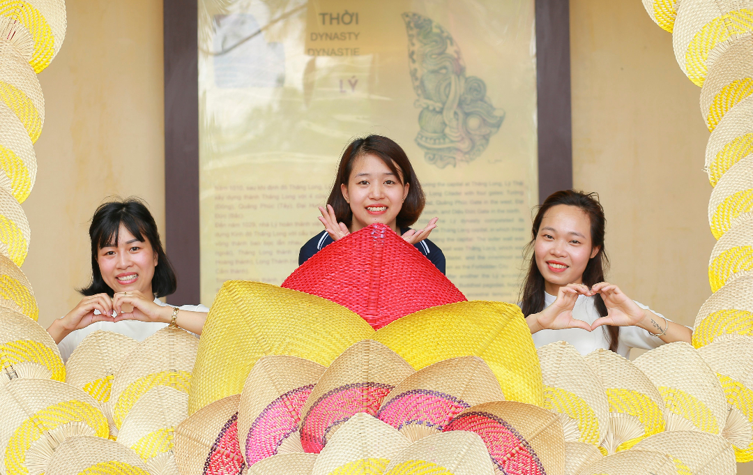 Đội ngũ giáo viên