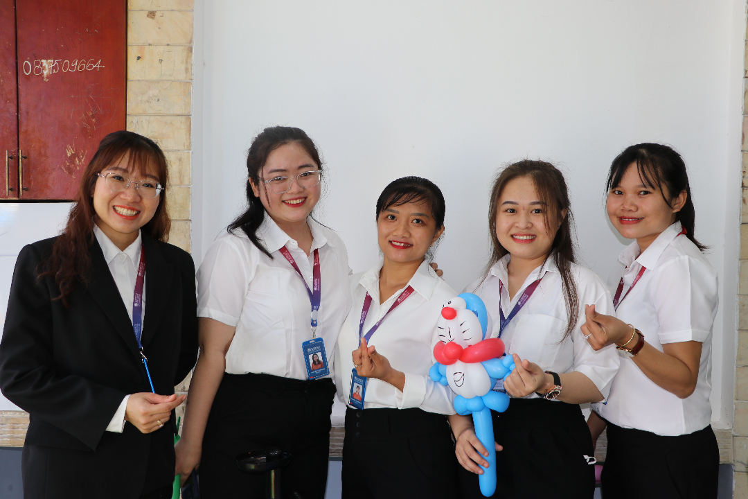 Đội ngũ giáo viên