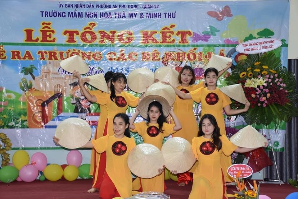 Đội ngũ giáo viên