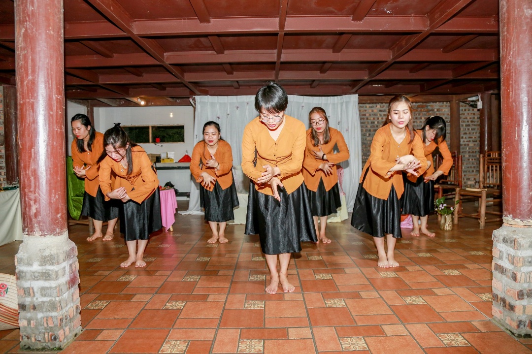 Đội ngũ giáo viên