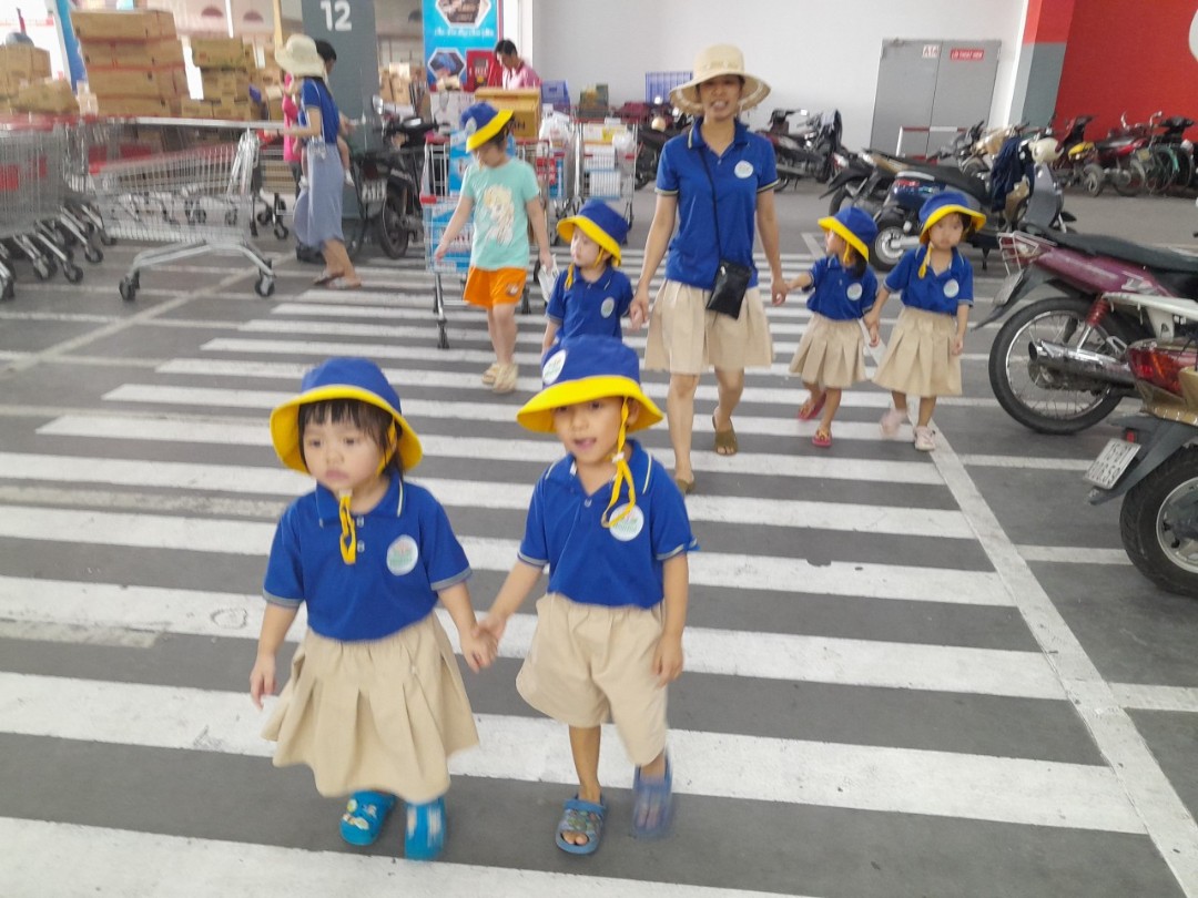 Đội ngũ giáo viên