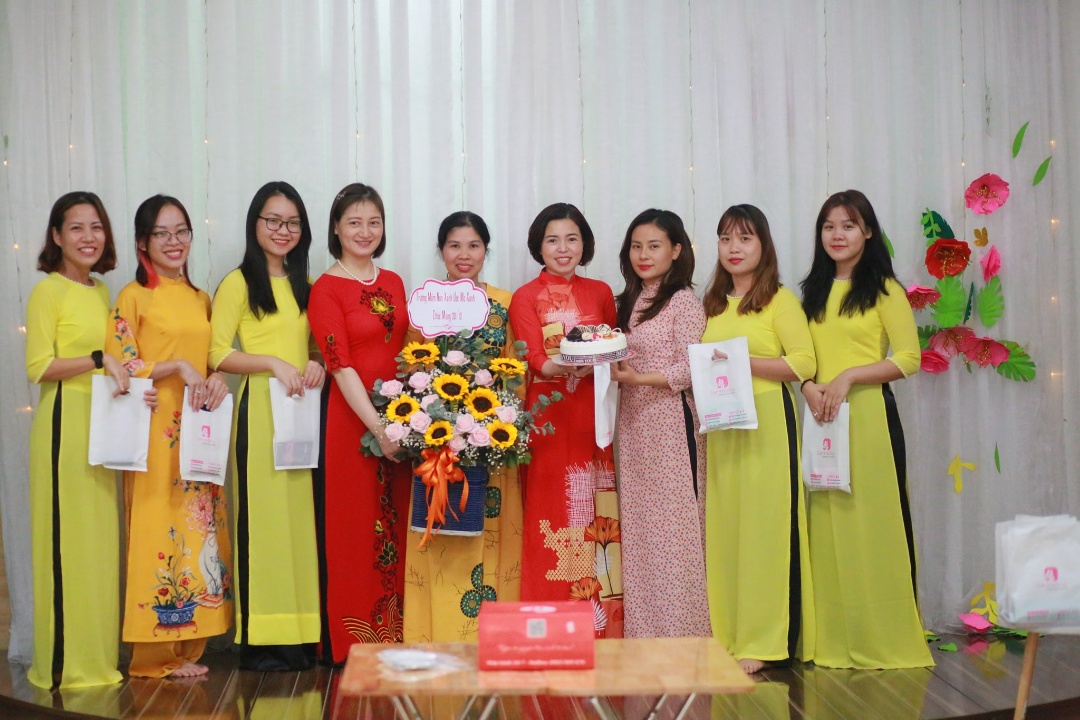 Đội ngũ giáo viên