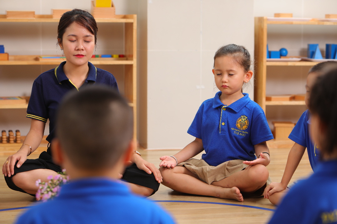 Đội ngũ giáo viên