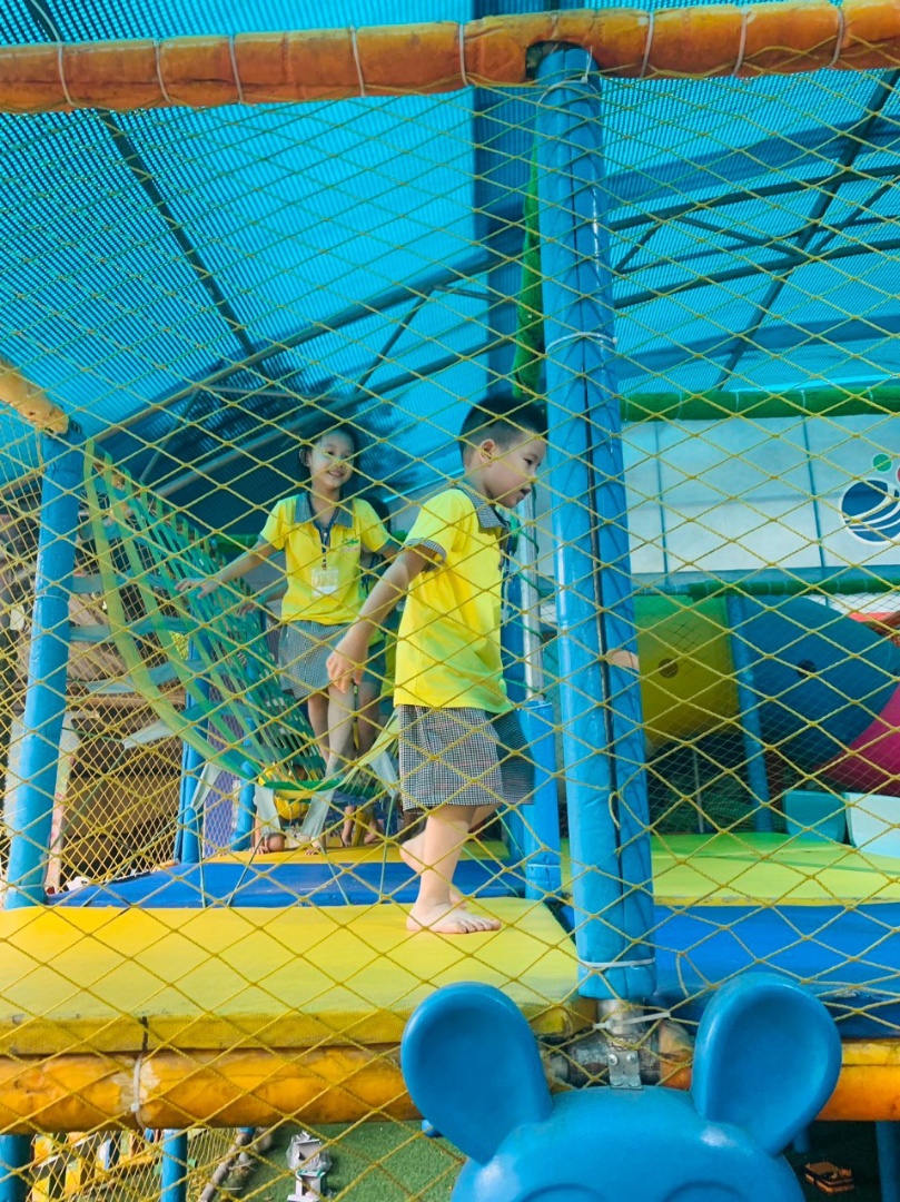 Dịch vụ và tiện ích