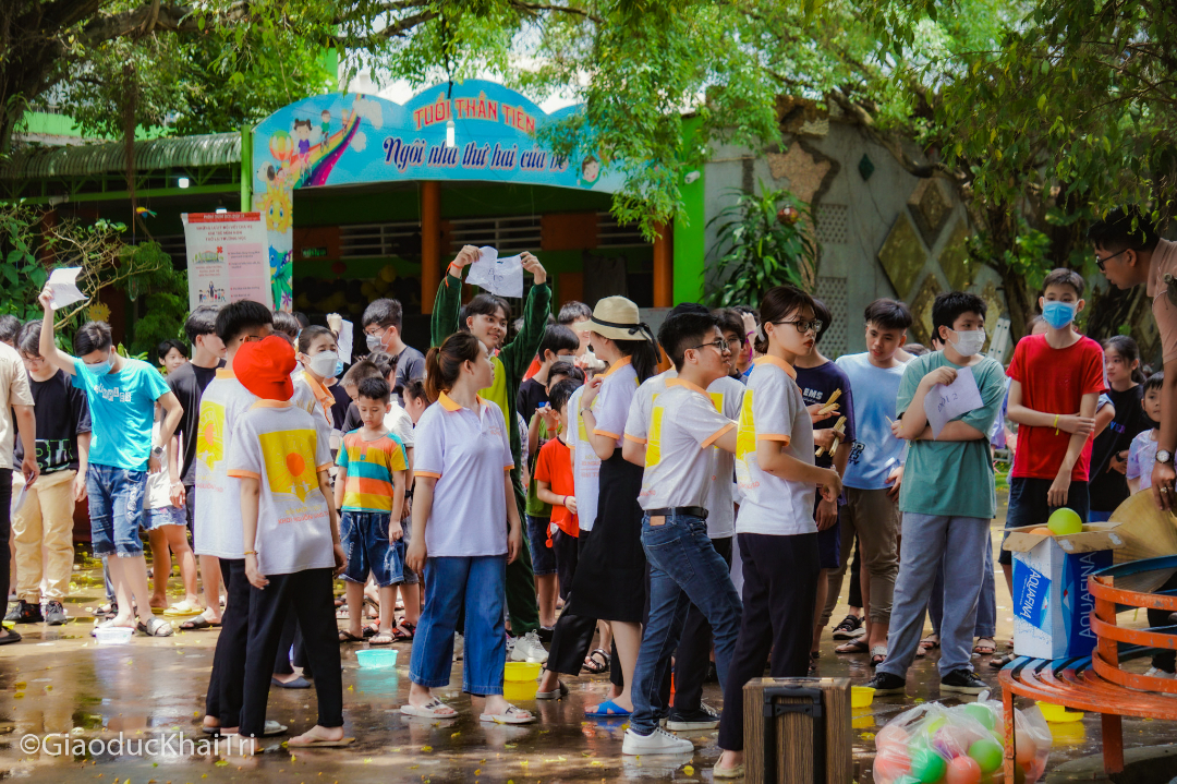 Dịch vụ và tiện ích