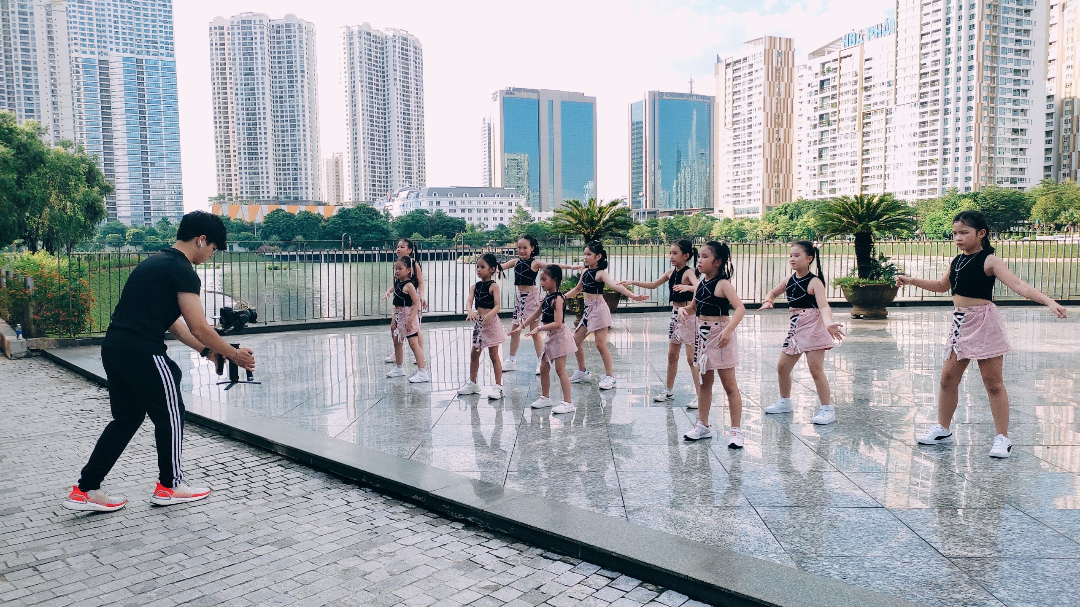 Dịch vụ và tiện ích