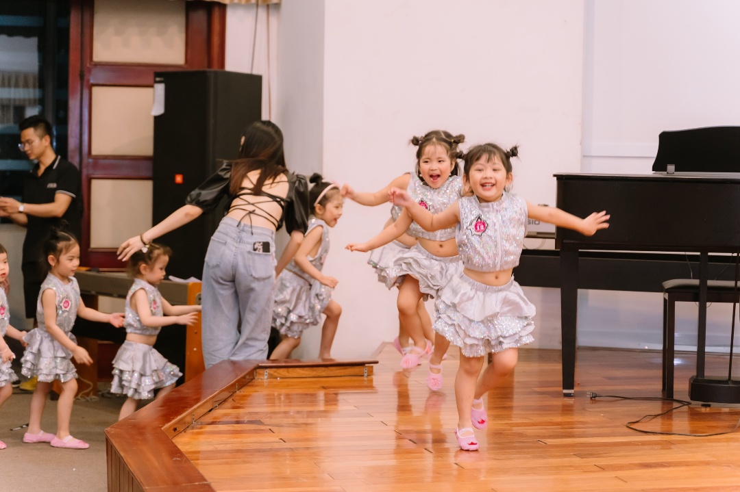 Dịch vụ và tiện ích