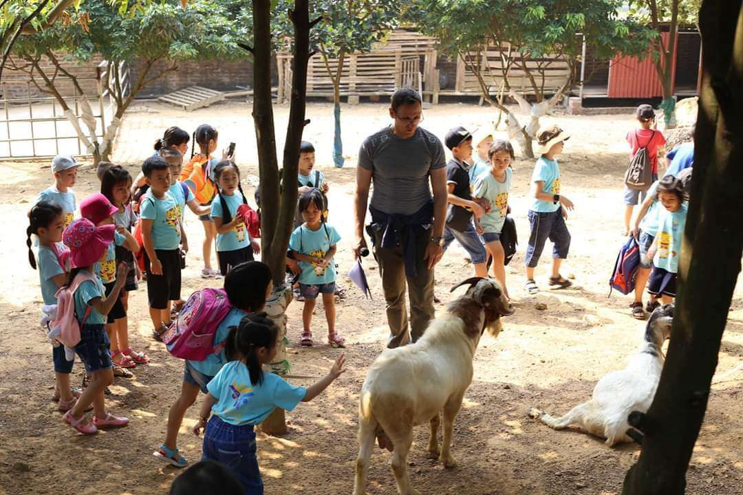 Dịch vụ và tiện ích