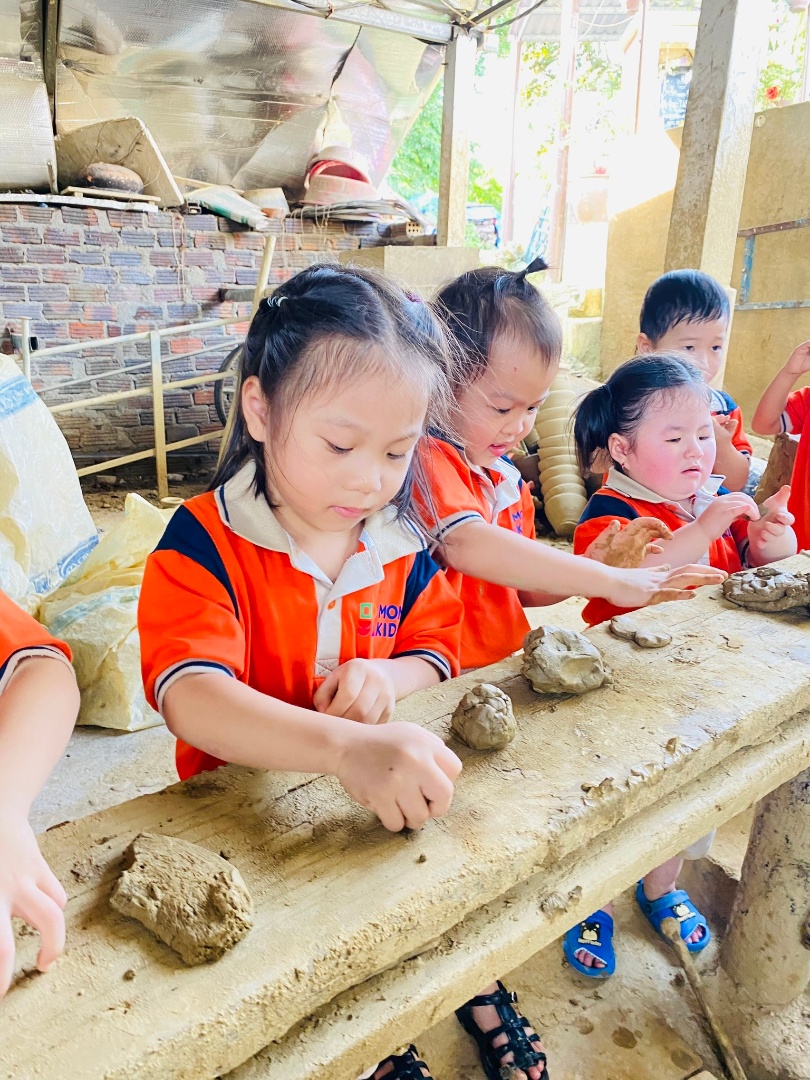 Dịch vụ và tiện ích