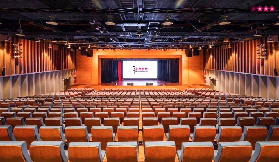 Dịch vụ và tiện ích