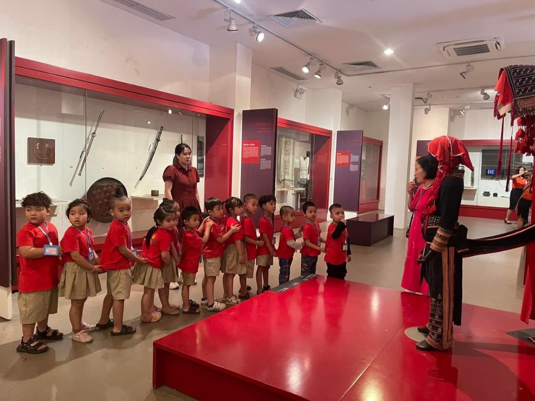 Dịch vụ và tiện ích