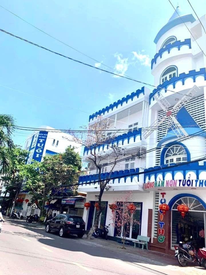 Cơ cở vật chất