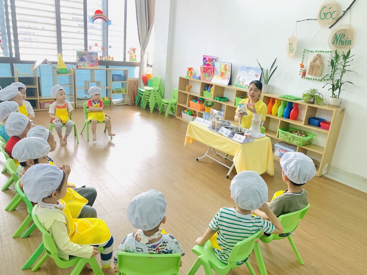 REVIEW] Mầm non Montessori Ánh Vàng - Golden Light - Bạch Mai - KiddiHub