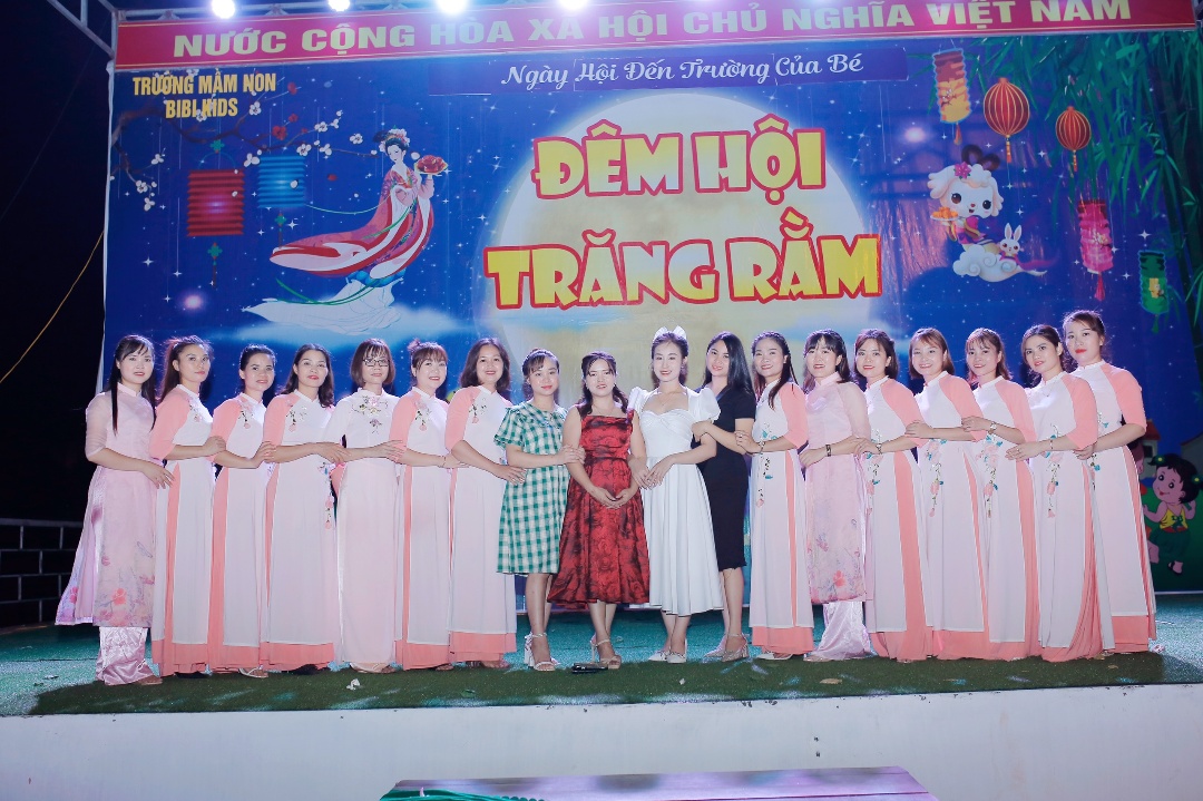 Đội ngũ giáo viên