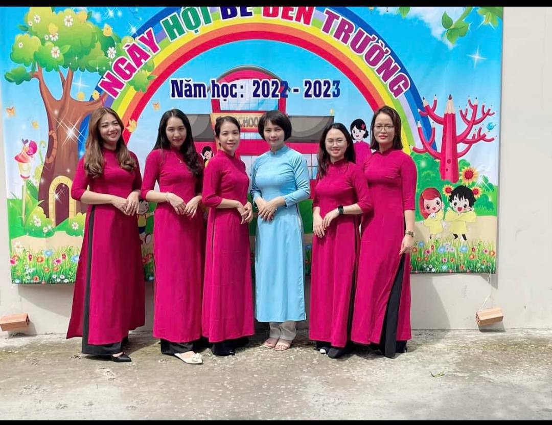 Đội ngũ giáo viên