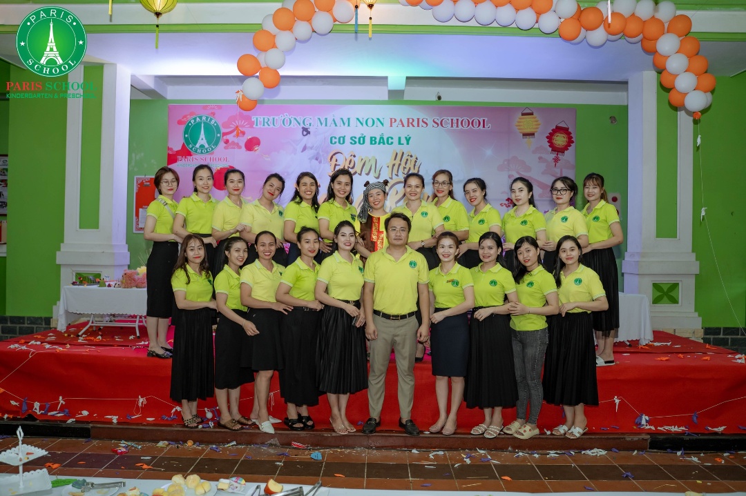 Đội ngũ giáo viên