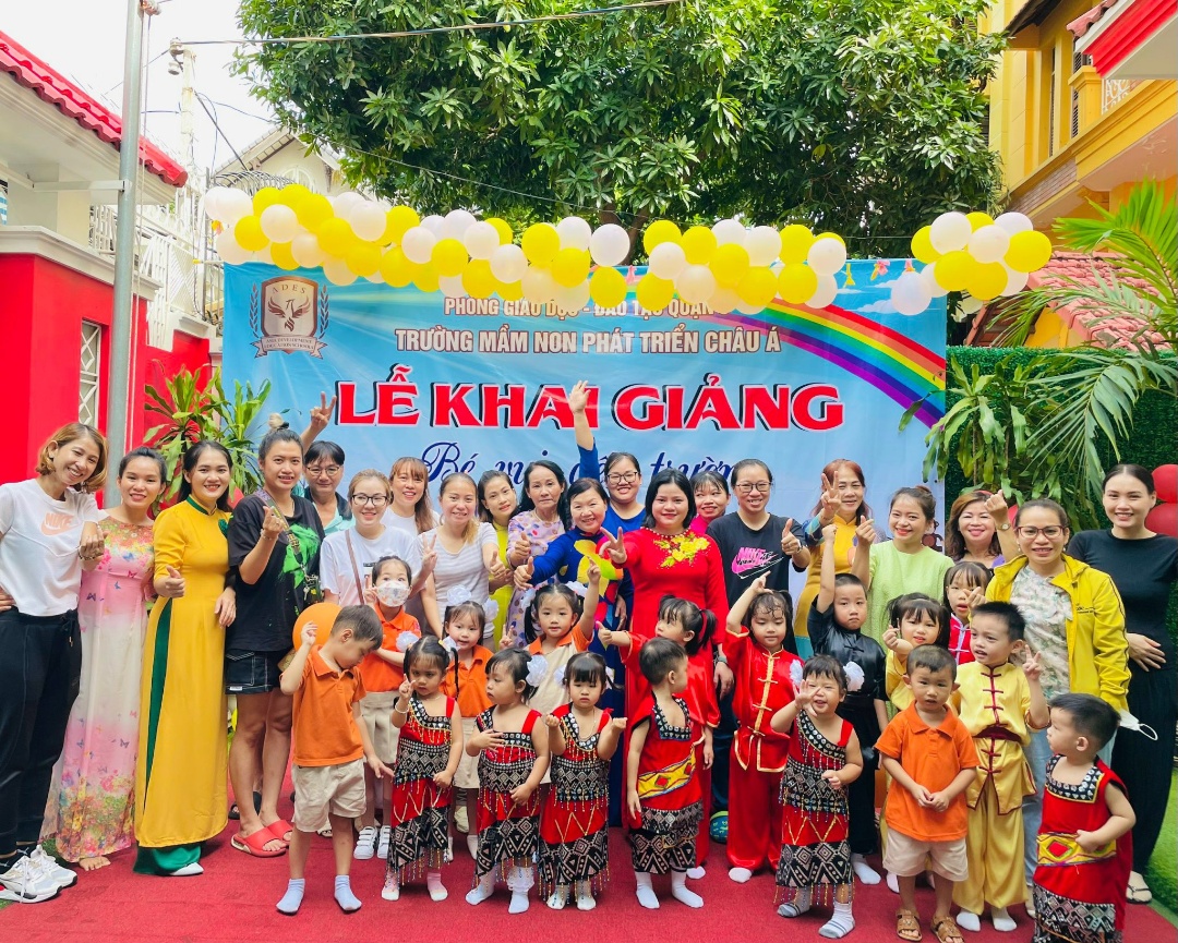 Đội ngũ giáo viên