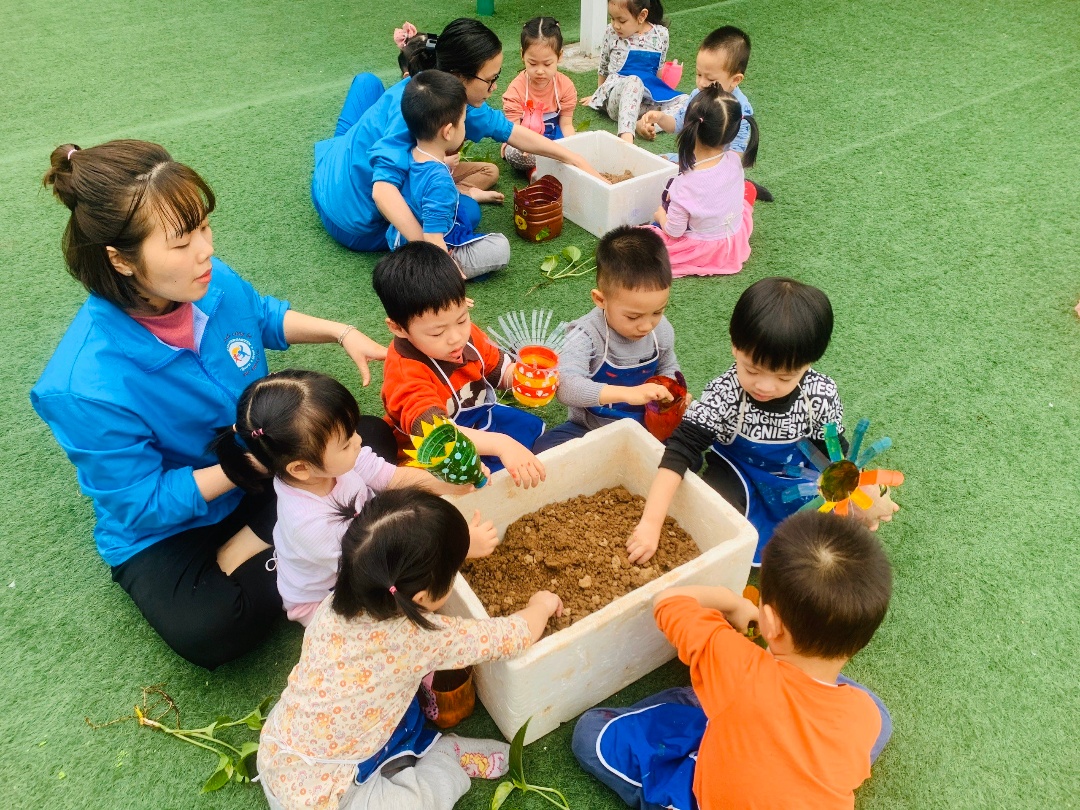 Đội ngũ giáo viên