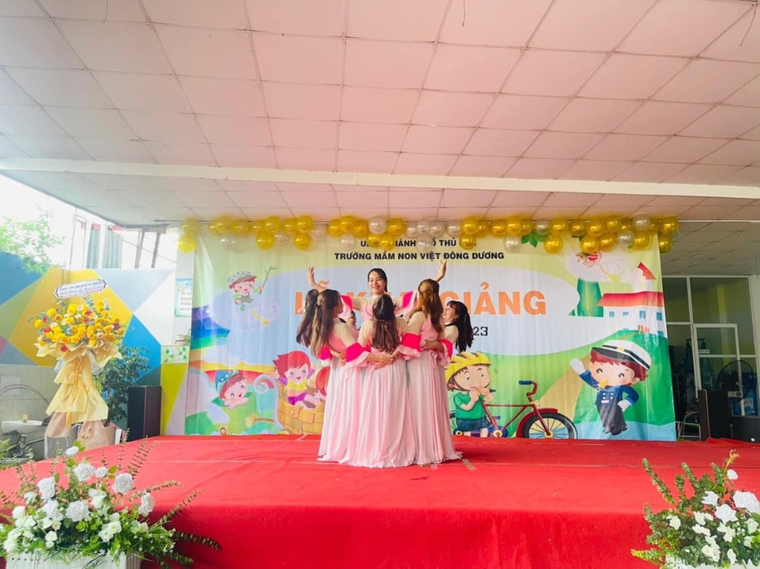 Đội ngũ giáo viên