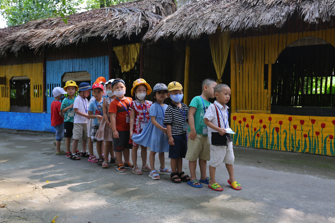 Dịch vụ và tiện ích