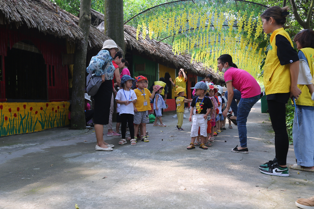 Dịch vụ và tiện ích