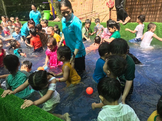 Dịch vụ và tiện ích