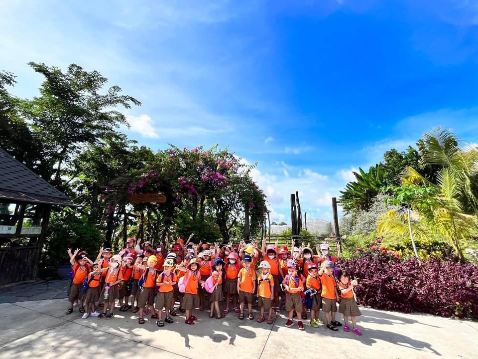 Dịch vụ và tiện ích