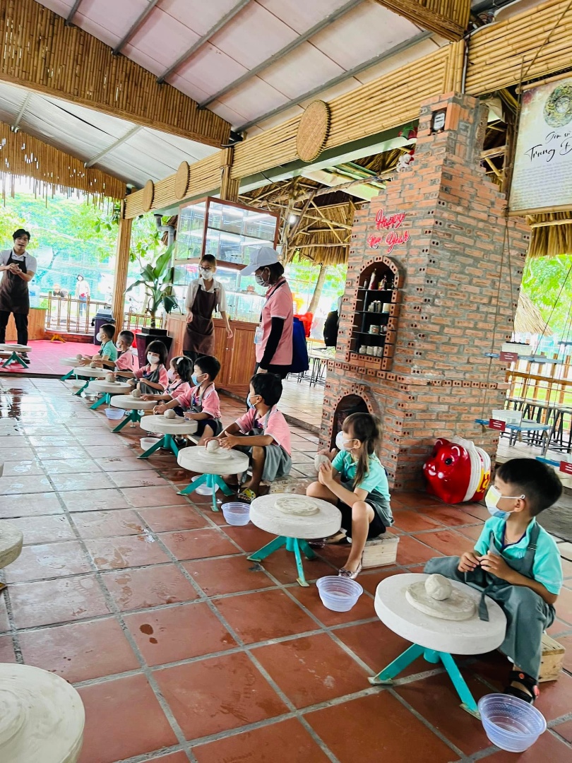 Dịch vụ và tiện ích