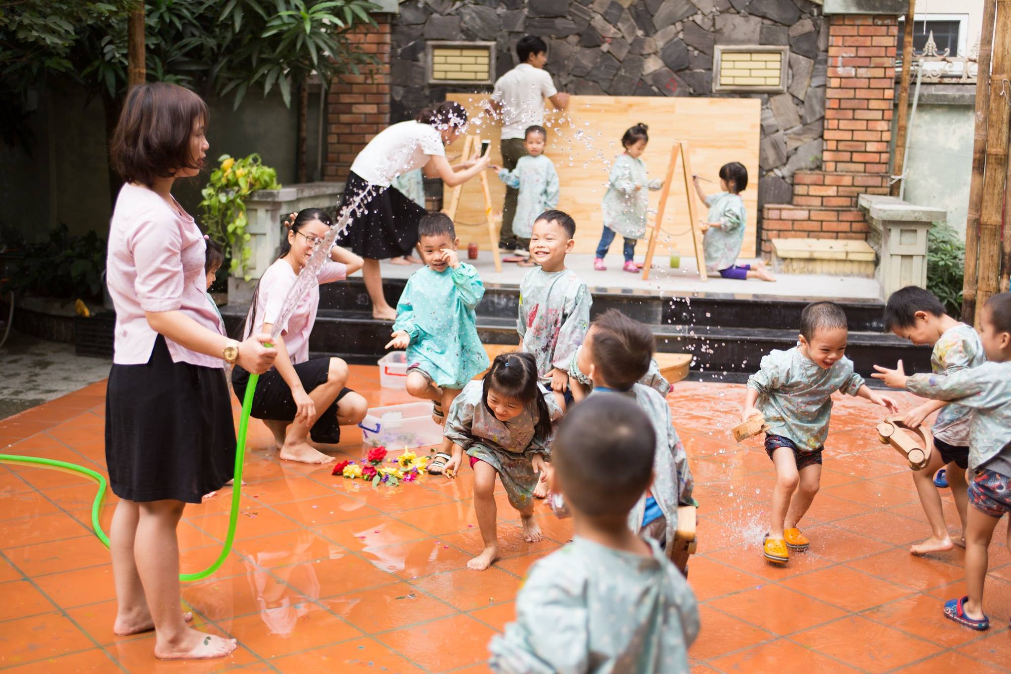 Trường mầm non Lily Reggio Emilia Inspired Preschool - Trung Văn