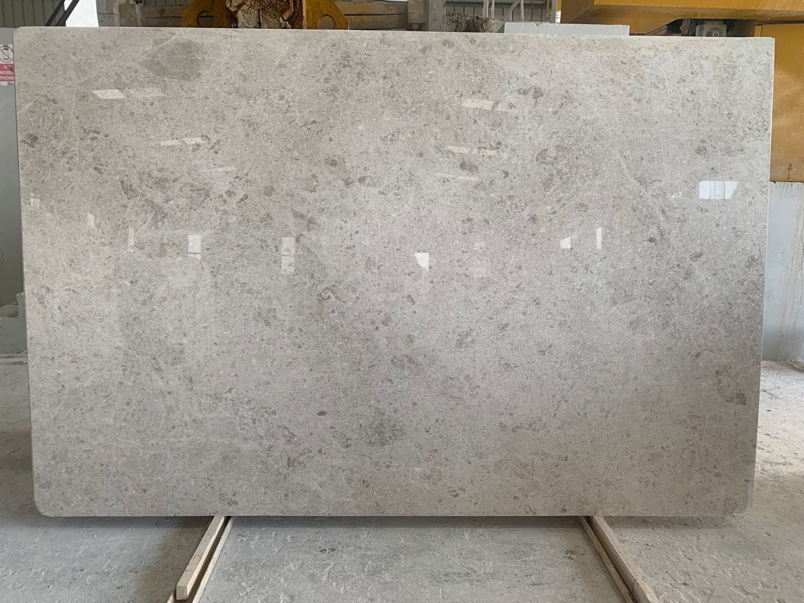 FIRST GRADE OMANI MARBLE image 5